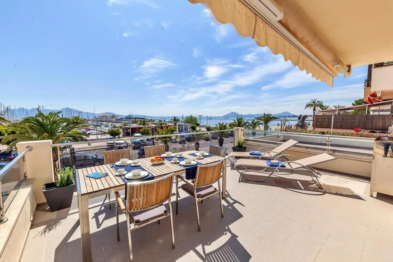 Modern Frontline Apartment With Sea Views Port de Pollença 0*,  İspanya