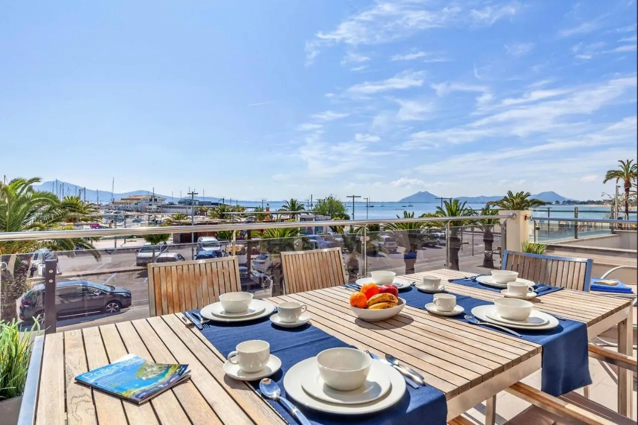 Modern Frontline Apartment With Sea Views Port de Pollença